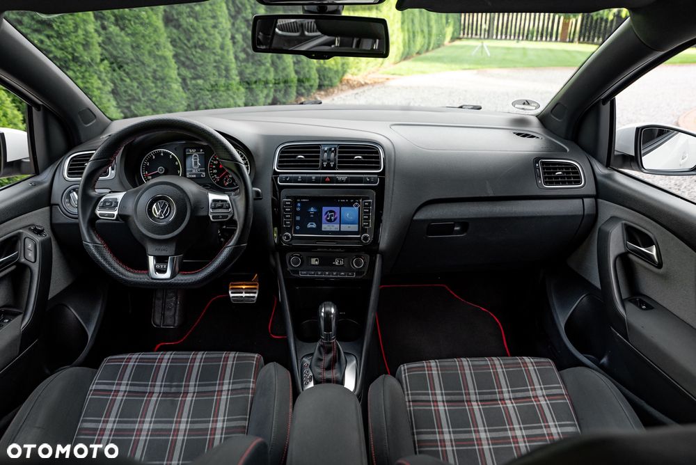 Volkswagen Polo - 26