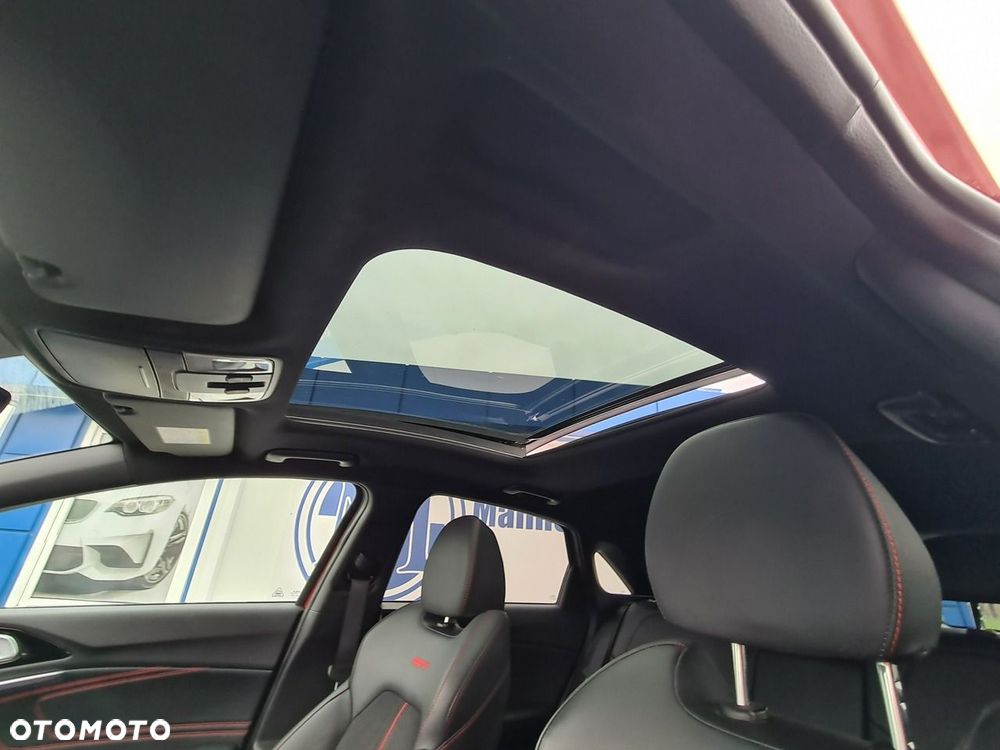 Kia Ceed 1.6 T-GDI GT DCT - 37