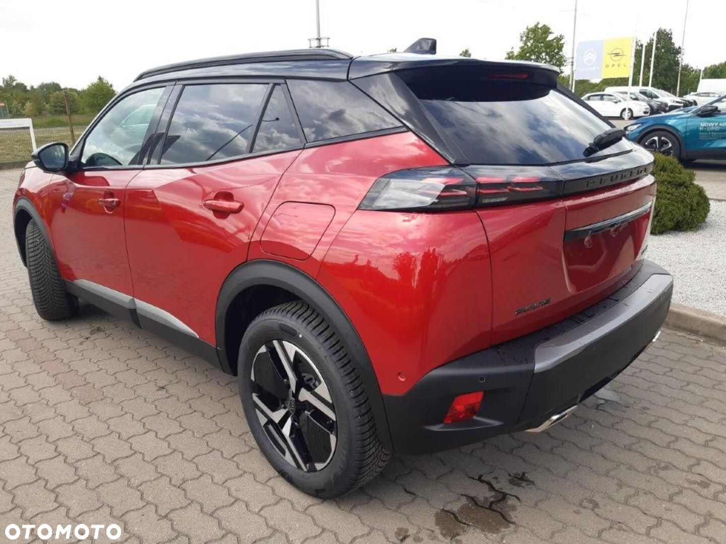 Peugeot 2008 - 4