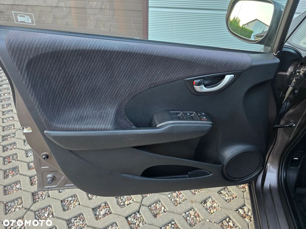Honda Jazz 1.4 i-VTEC Exclusive - 24