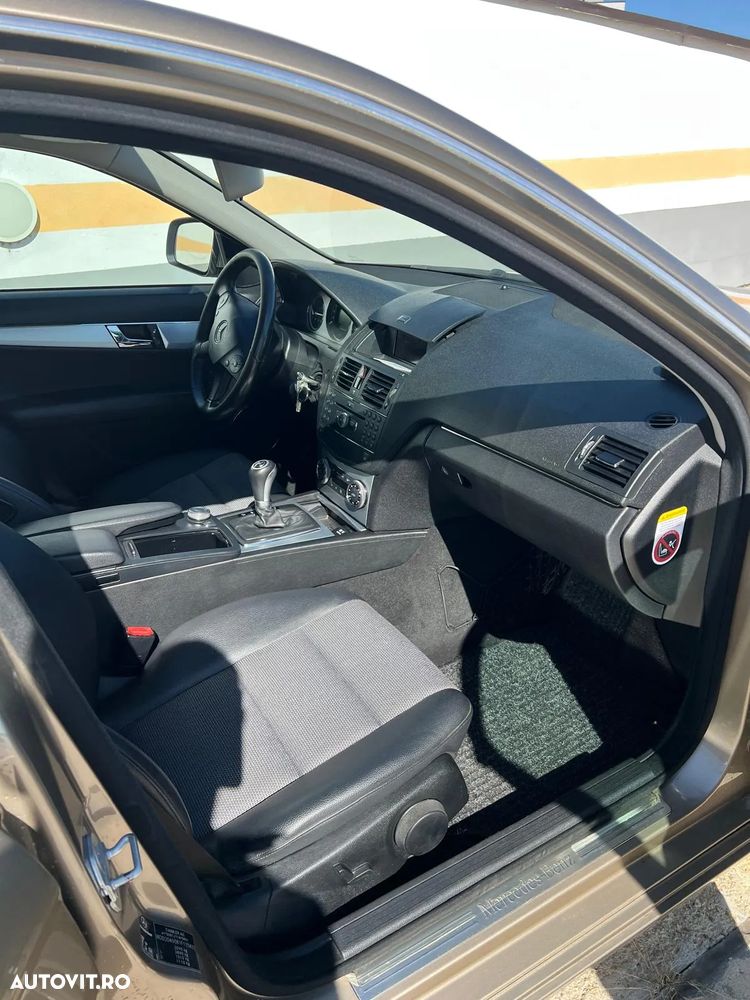Mercedes-Benz C - 3