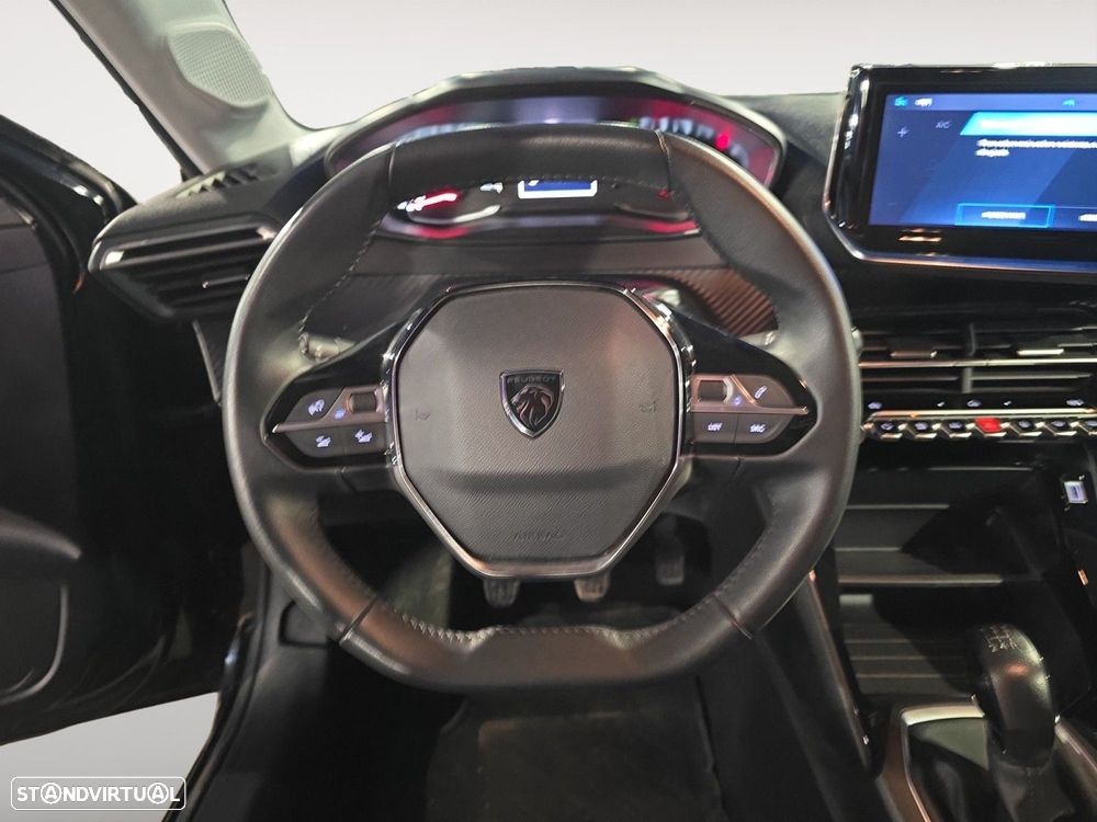 Peugeot 208 1.2 PureTech Active - 12