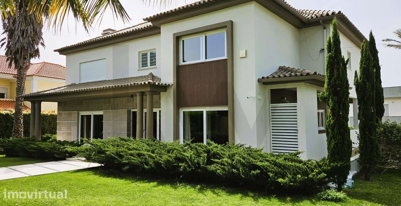 MORADIA DE LUXO NO ESTORIL • VISTA MAR PANORÂMICA • TOTALMENTE REMODEL - Grande imagem: 3/47