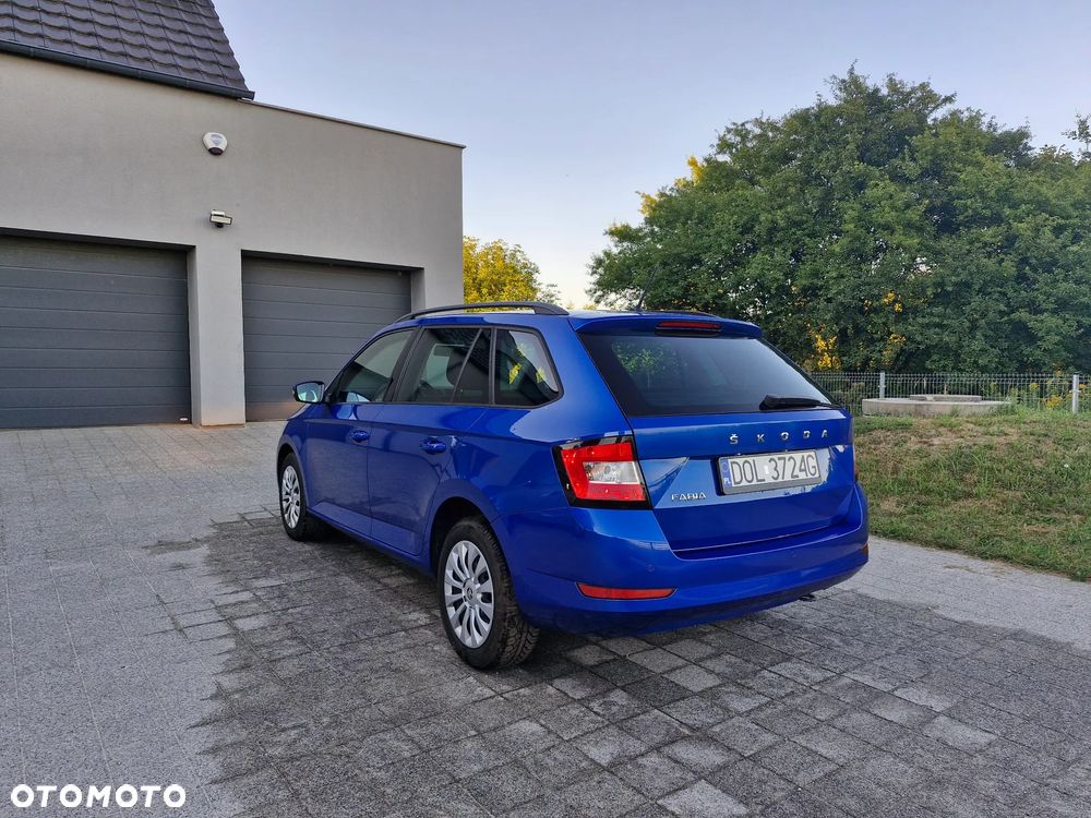 Skoda Fabia 1.0 TSI Ambition - 4