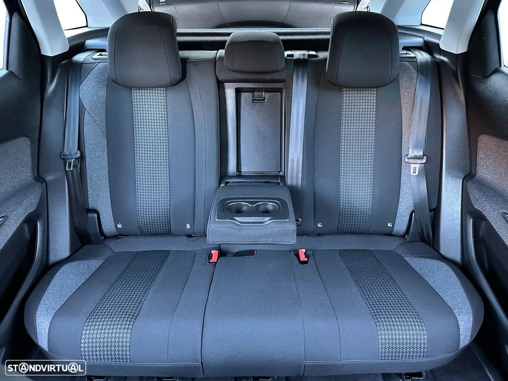 Peugeot 3008 1.5 BlueHDi Active Pack - 45