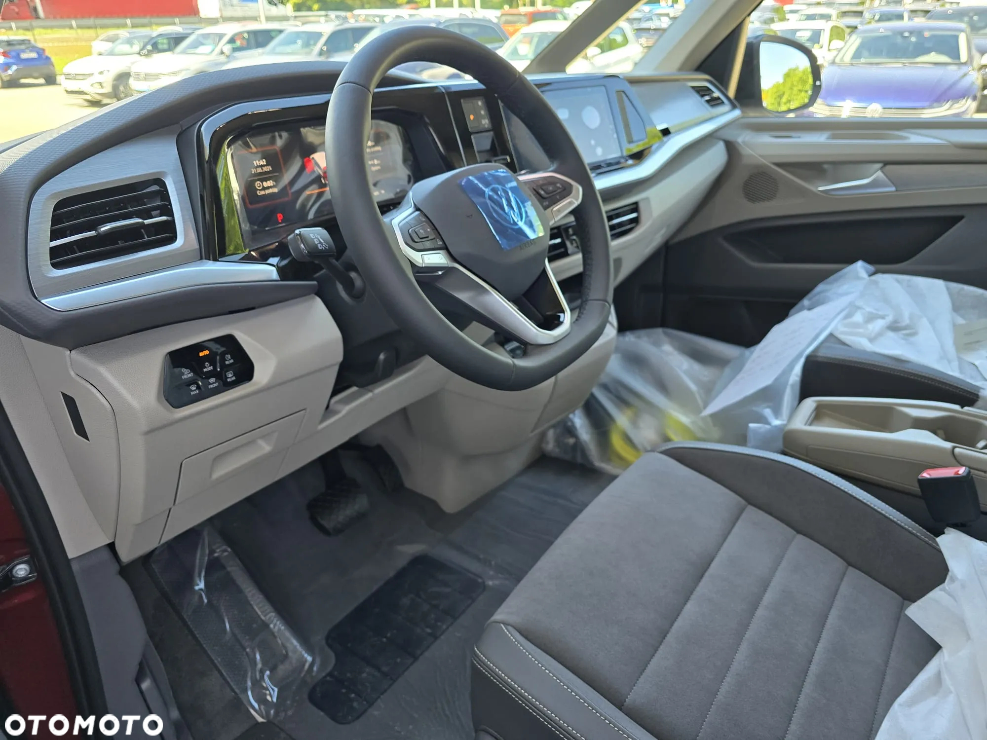 Volkswagen Multivan 1.5 eHybrid PHEV 4Motion L2 Life DSG - 9