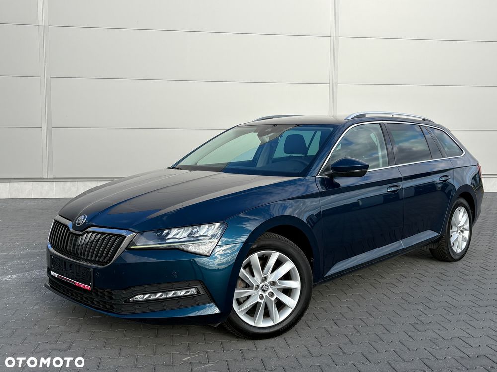 Skoda Superb Combi 2.0 TDI DSG Ambition - 2