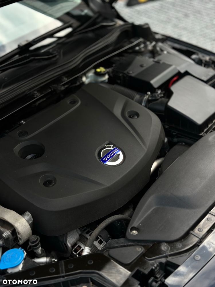 Volvo V40 D4 Drive-E Momentum - 19
