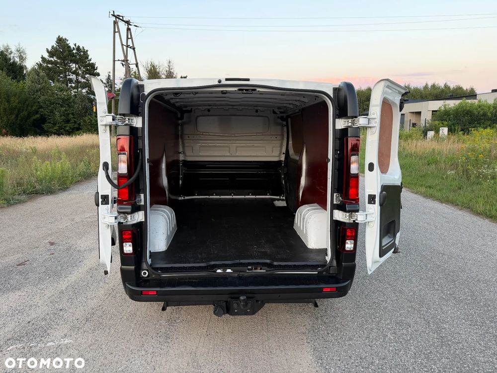 Opel VIVARO*LED*klima*drzwi 270" tylnie*Car Play*dobre auto! - 4
