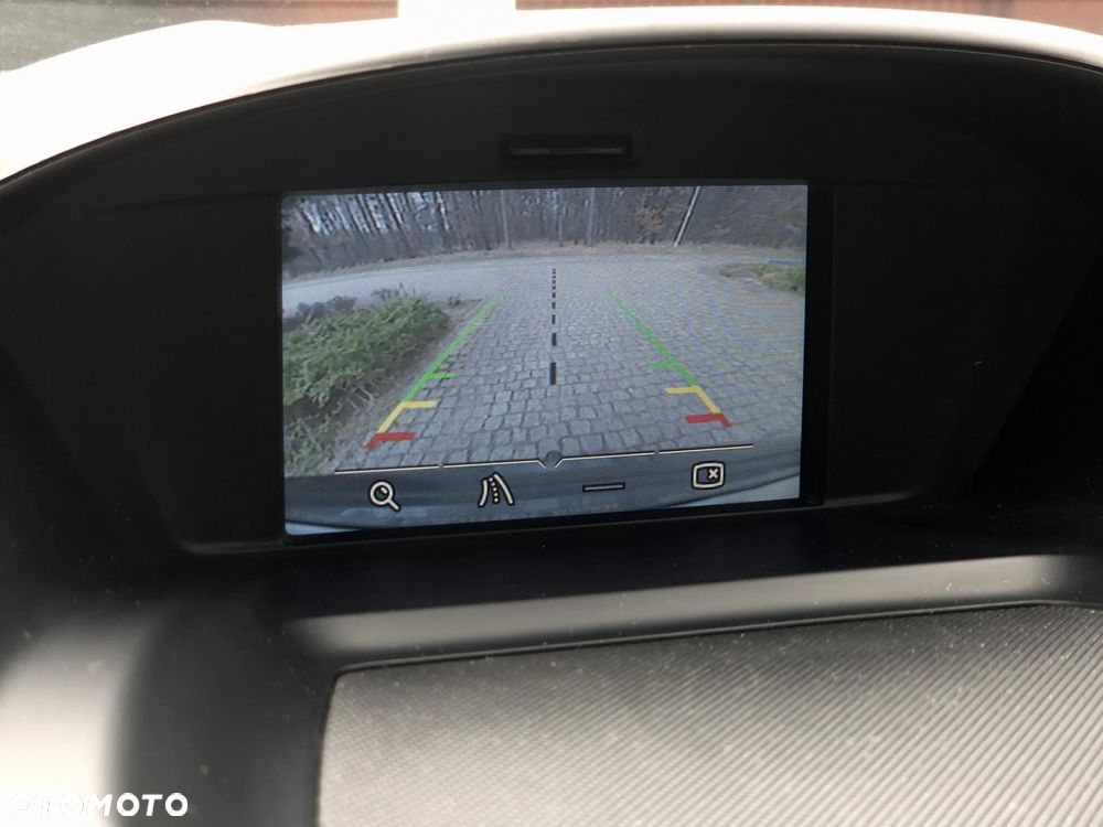 Ford Kuga 2.0 TDCi 4x4 Titanium - 27