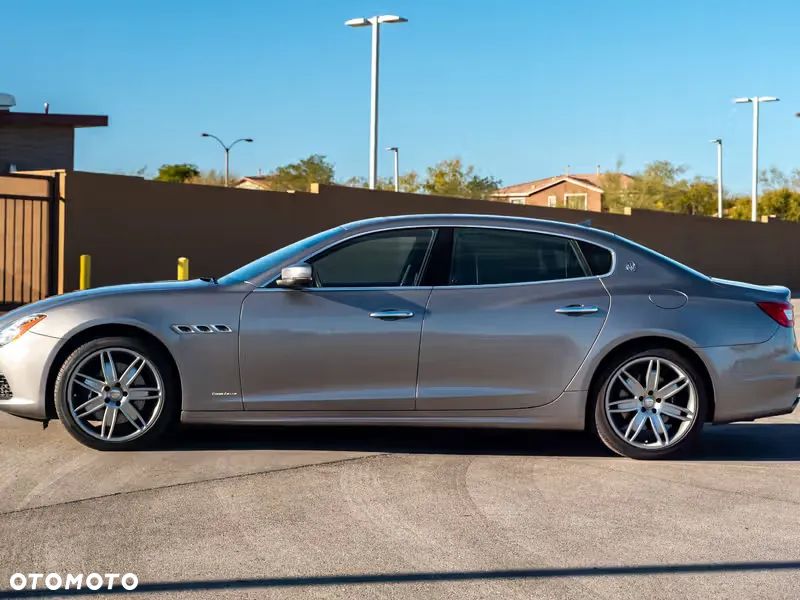 Maserati Quattroporte - 3
