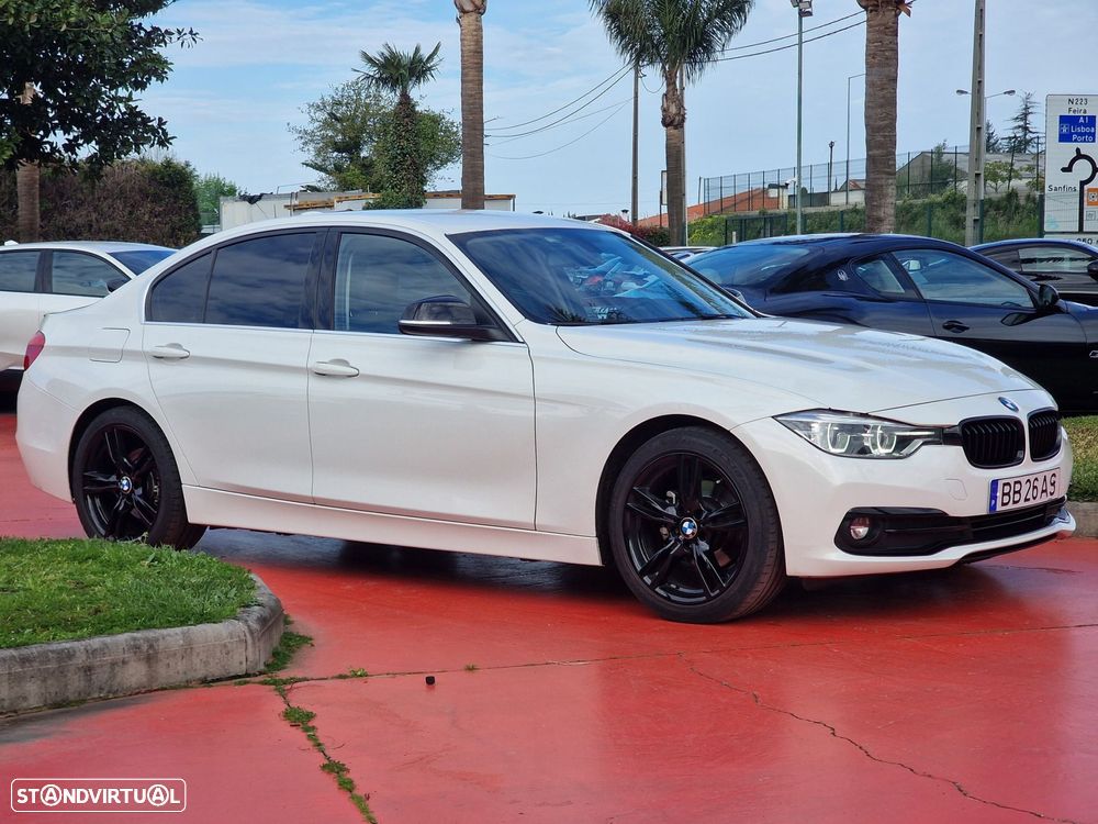 BMW 320 d EfficientDynamics Auto Line Sport - 4