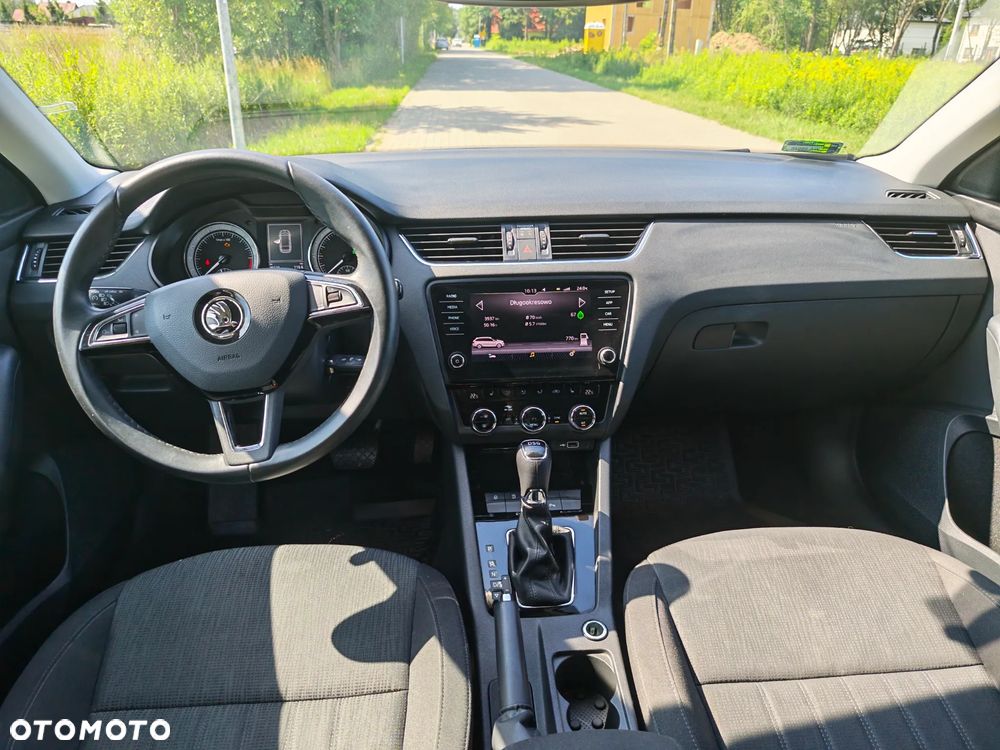 Skoda Octavia 2.0 TDI Style DSG - 13