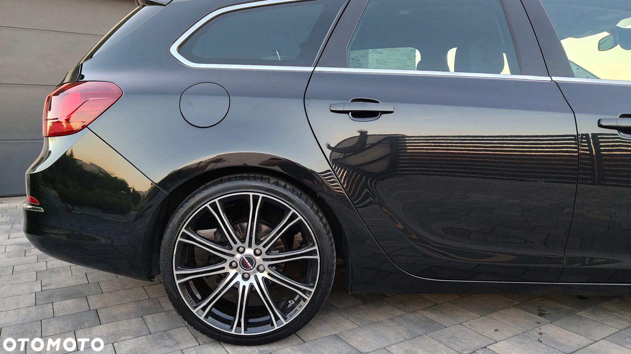 Opel Astra 1.4 Turbo Exklusiv - 10