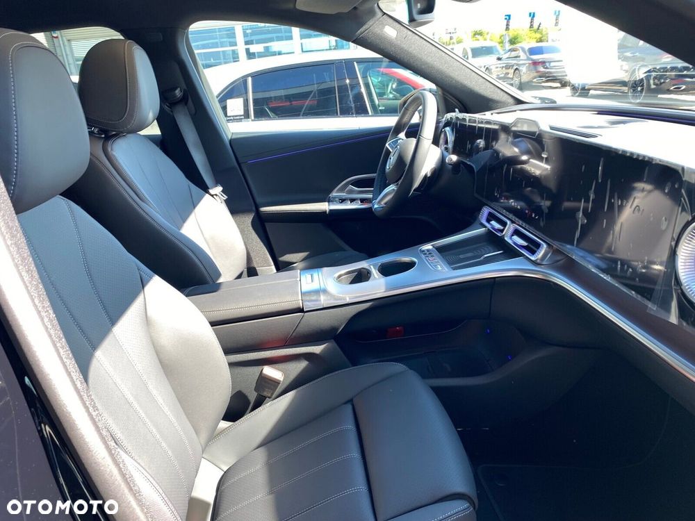 Mercedes-Benz GLC - 23