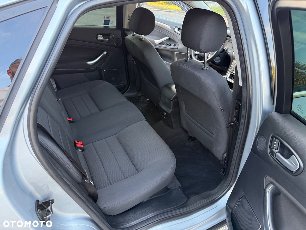 Ford Mondeo 2.0 TDCi Titanium - 10