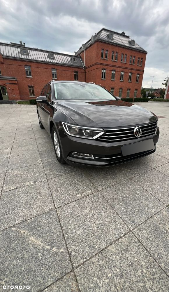 Volkswagen Passat Variant 1.6 TDI SCR DSG Trendline - 3