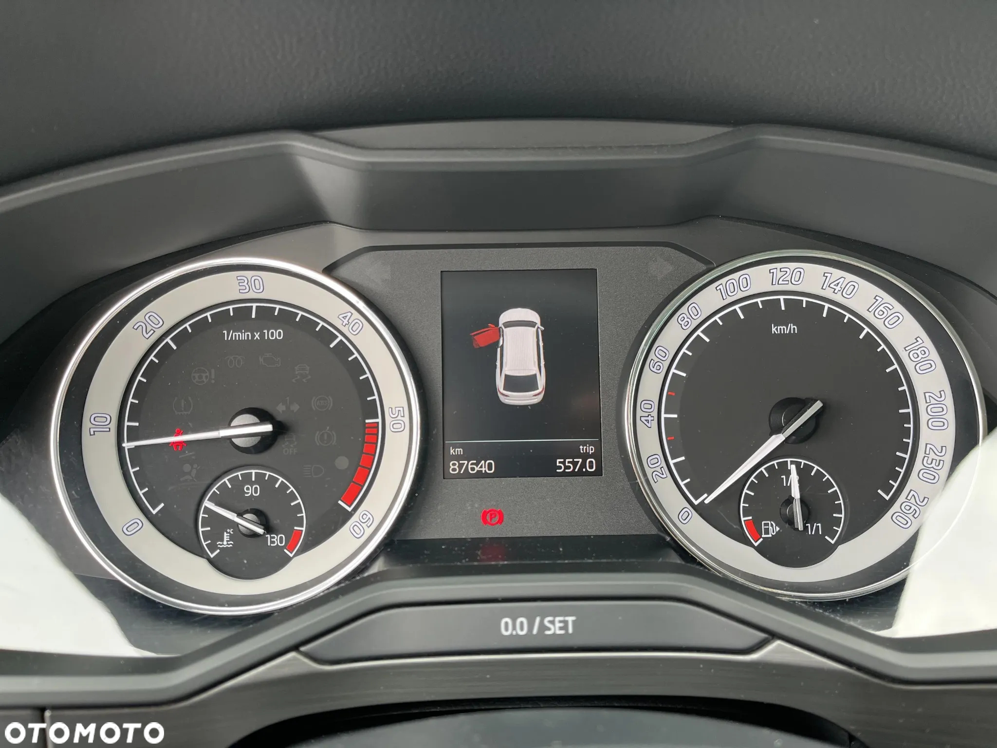 Skoda Superb Combi 2.0 TDI Style - 14
