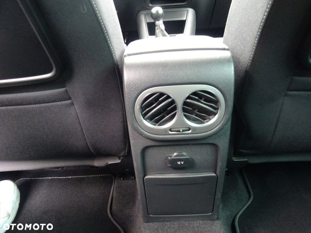 Volkswagen Tiguan 1.4 TSI BlueMotion Technology Team - 15
