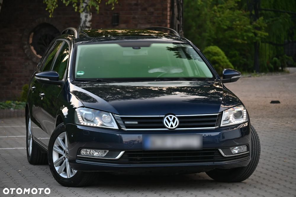 Volkswagen Passat 2.0 TDI DSG BlueMotion Technology Highline - 1