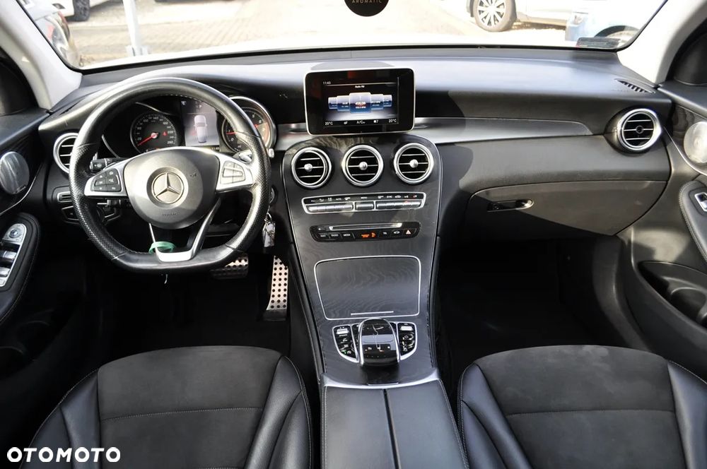 Mercedes-Benz GLC - 27