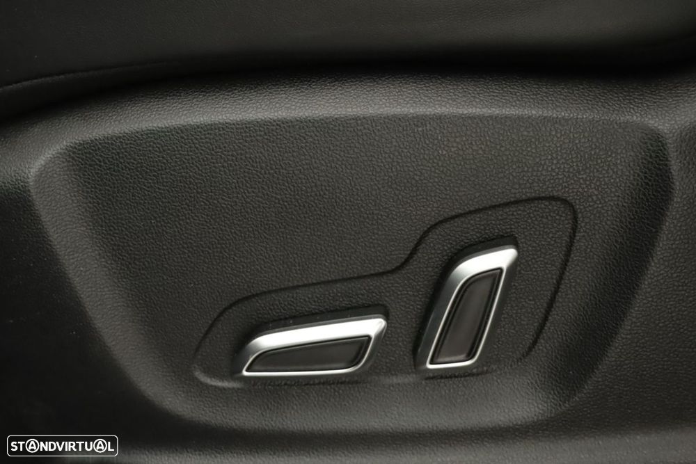 MG EHS 1.5 T-GDI Plug-in Hybrid Luxury - 24