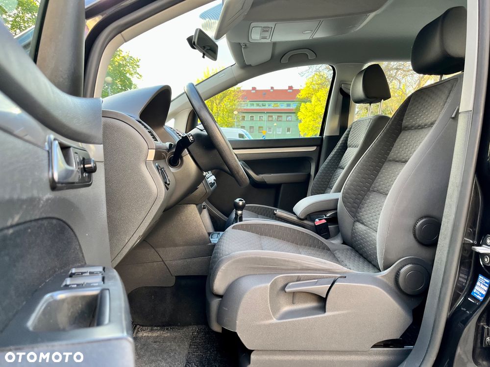 Volkswagen Touran 1.6 Trendline - 14