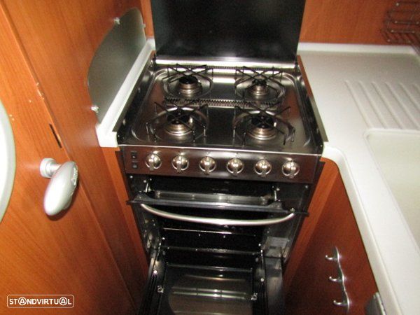 McLouis Tandy 672 Cama central - 34