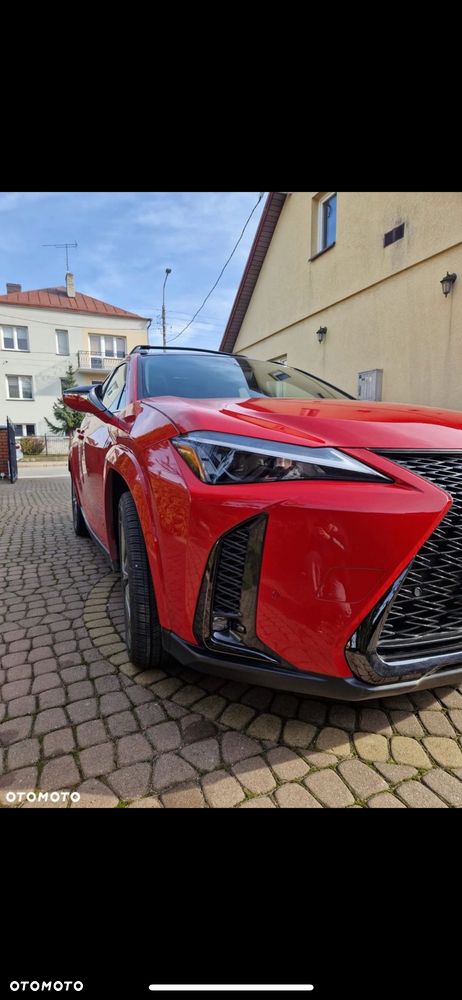 Lexus UX - 2