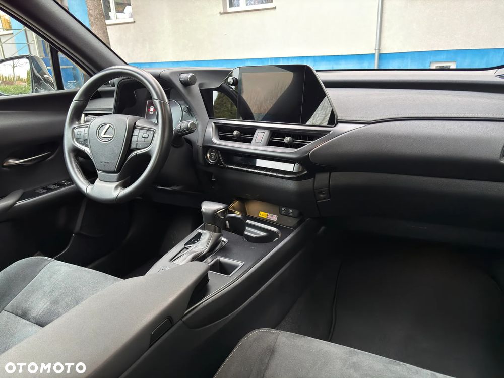 Lexus UX 250h GPF Business 2WD - 11