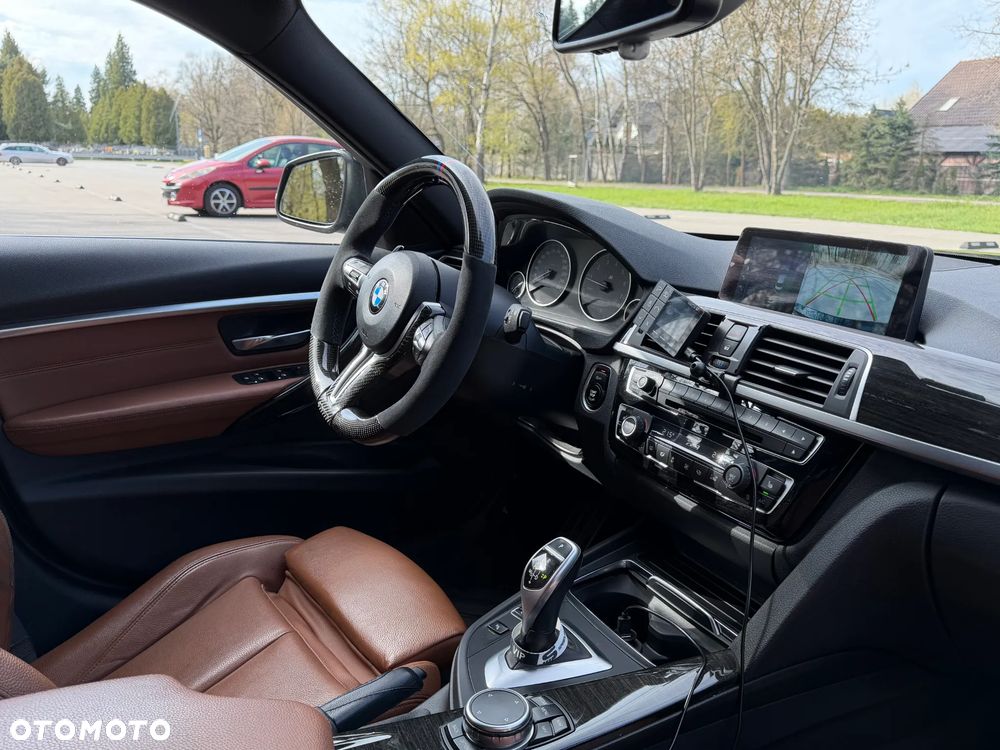 BMW Seria 3 330i xDrive Edition M Sport Shadow - 5