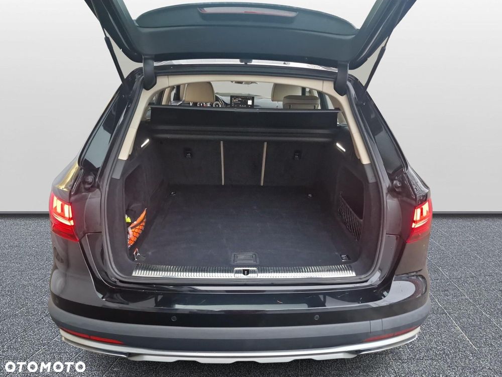 Audi A4 Allroad - 17