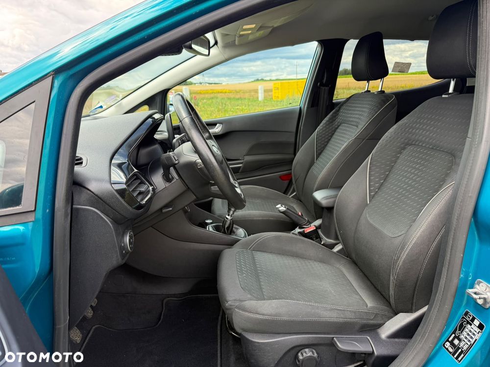 Ford Fiesta 1.0 EcoBoost Start-Stop Champions Edition - 12
