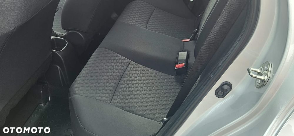 Toyota Yaris - 6