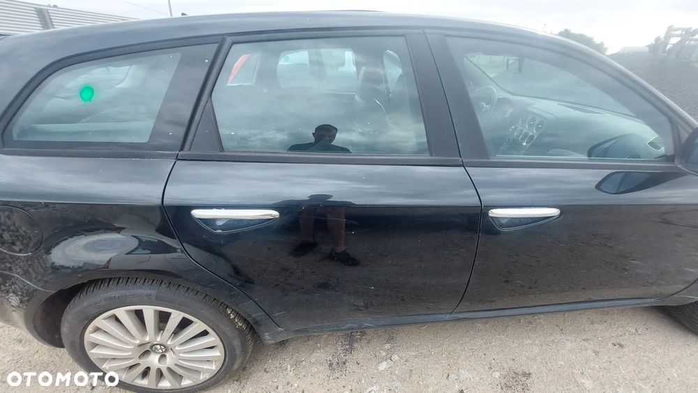 ALFA ROMEO 159 KOMBI DRZWI PRAWY TYŁ TYLNE PRAWE KOMPLETNE 876/B nr. 5/6 - 1