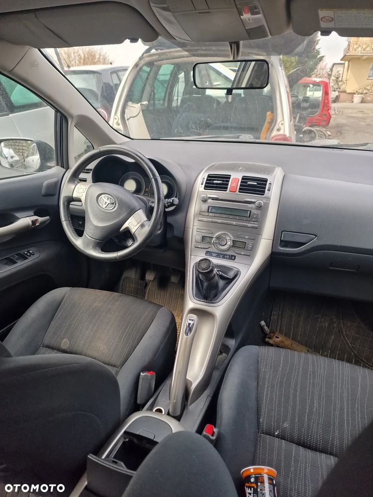Toyota Auris 1.6 vvti 1zr-fe lakier 1g3 na części - 8