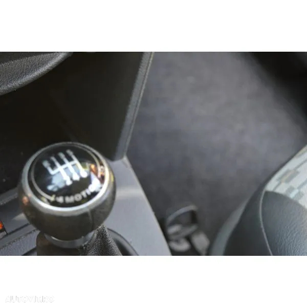 Volkswagen Caddy 2.0 TDI 4Motion - 22