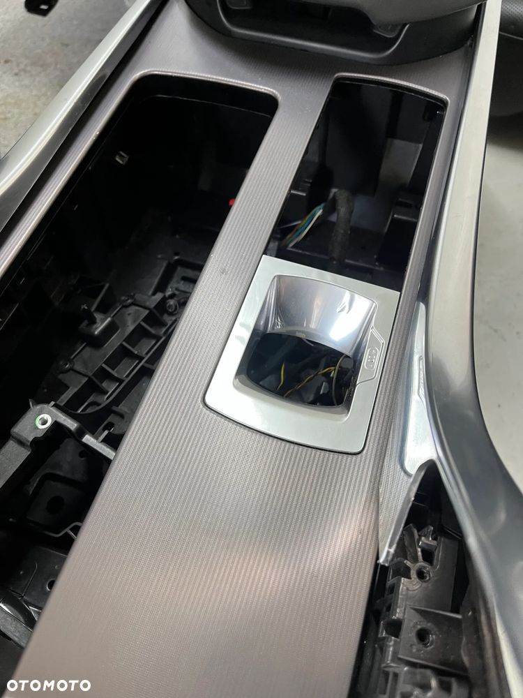 RANGE ROVER SPORT L494 KOMPLET FOTELI Z BOCZKAMI - 16