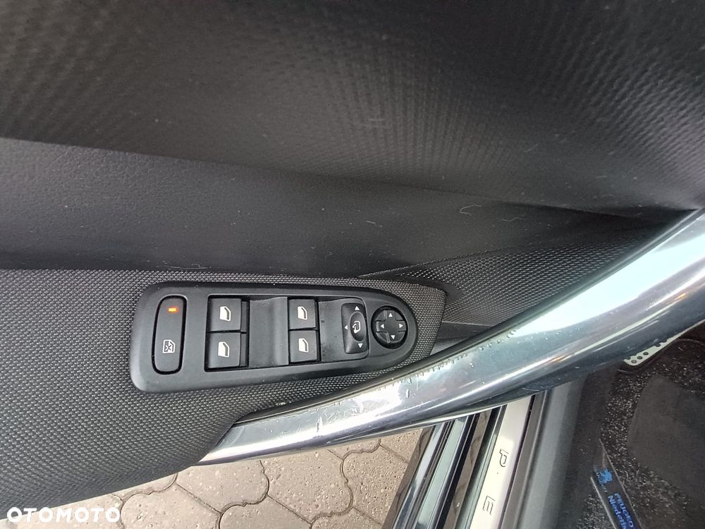 Peugeot 308 CC 1.6 THP Active - 27