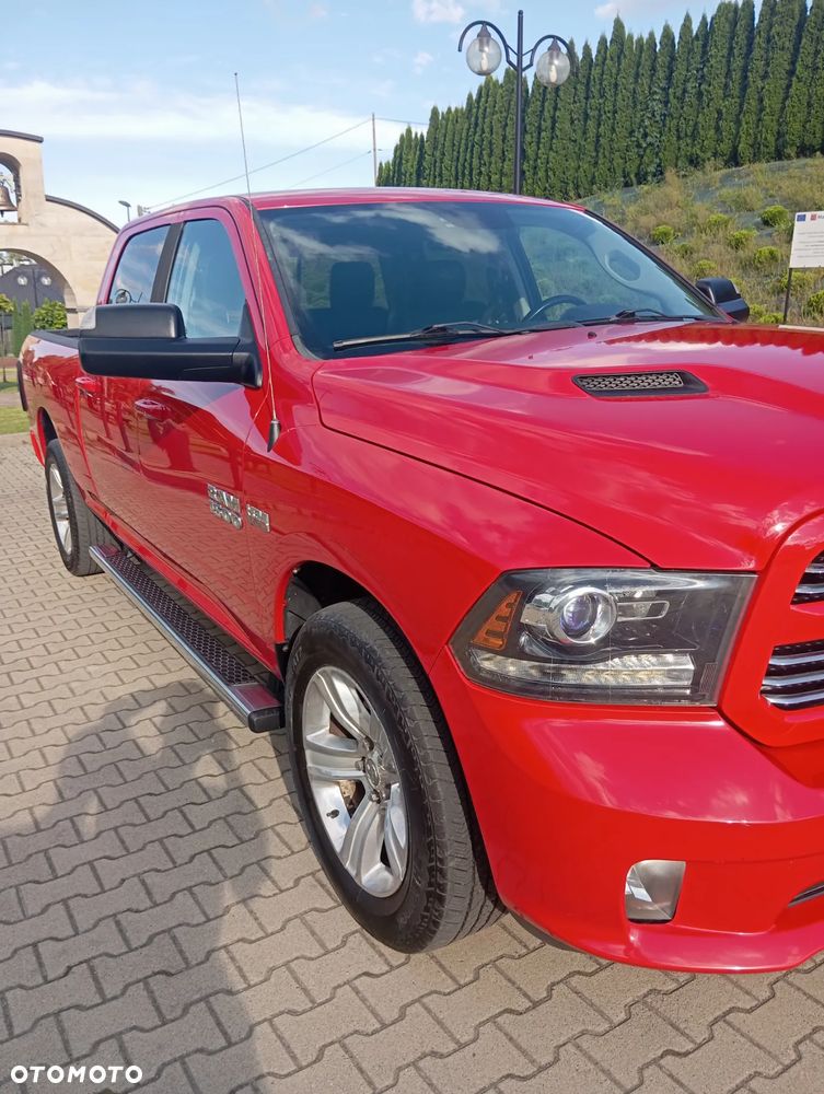 Dodge RAM 1500 5.7 4x4 - 30