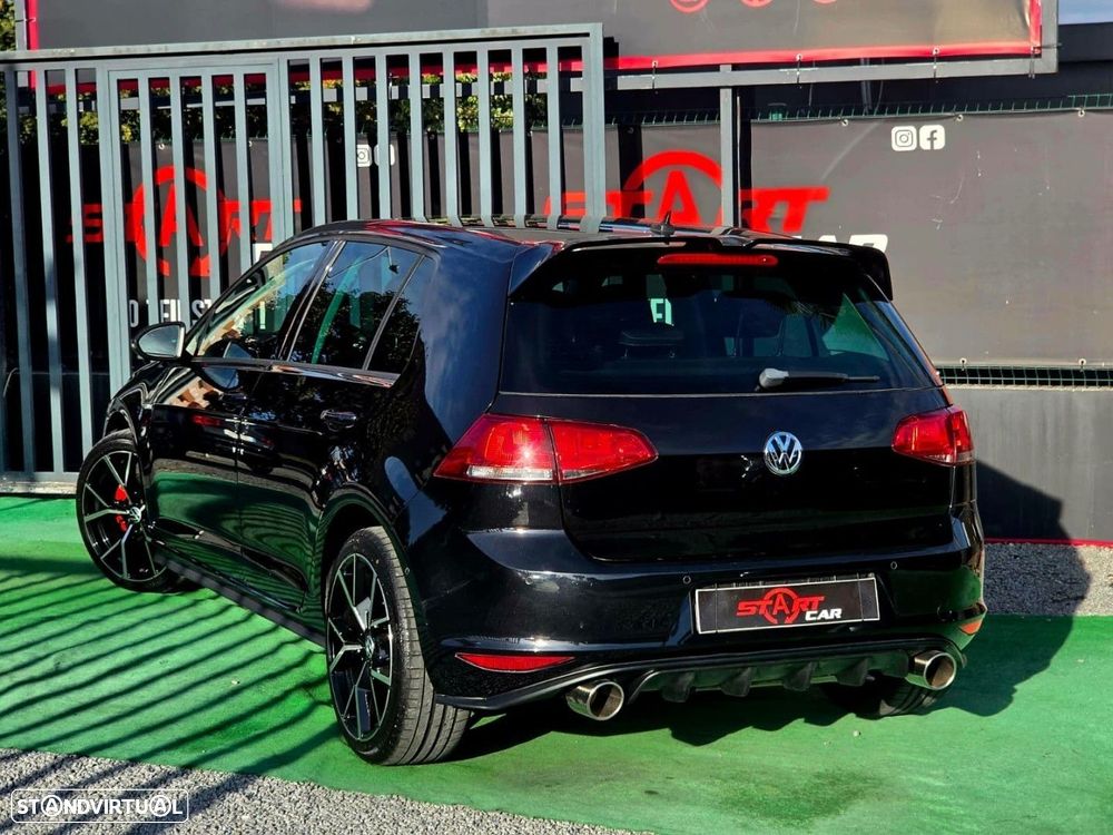 VW Golf - 13