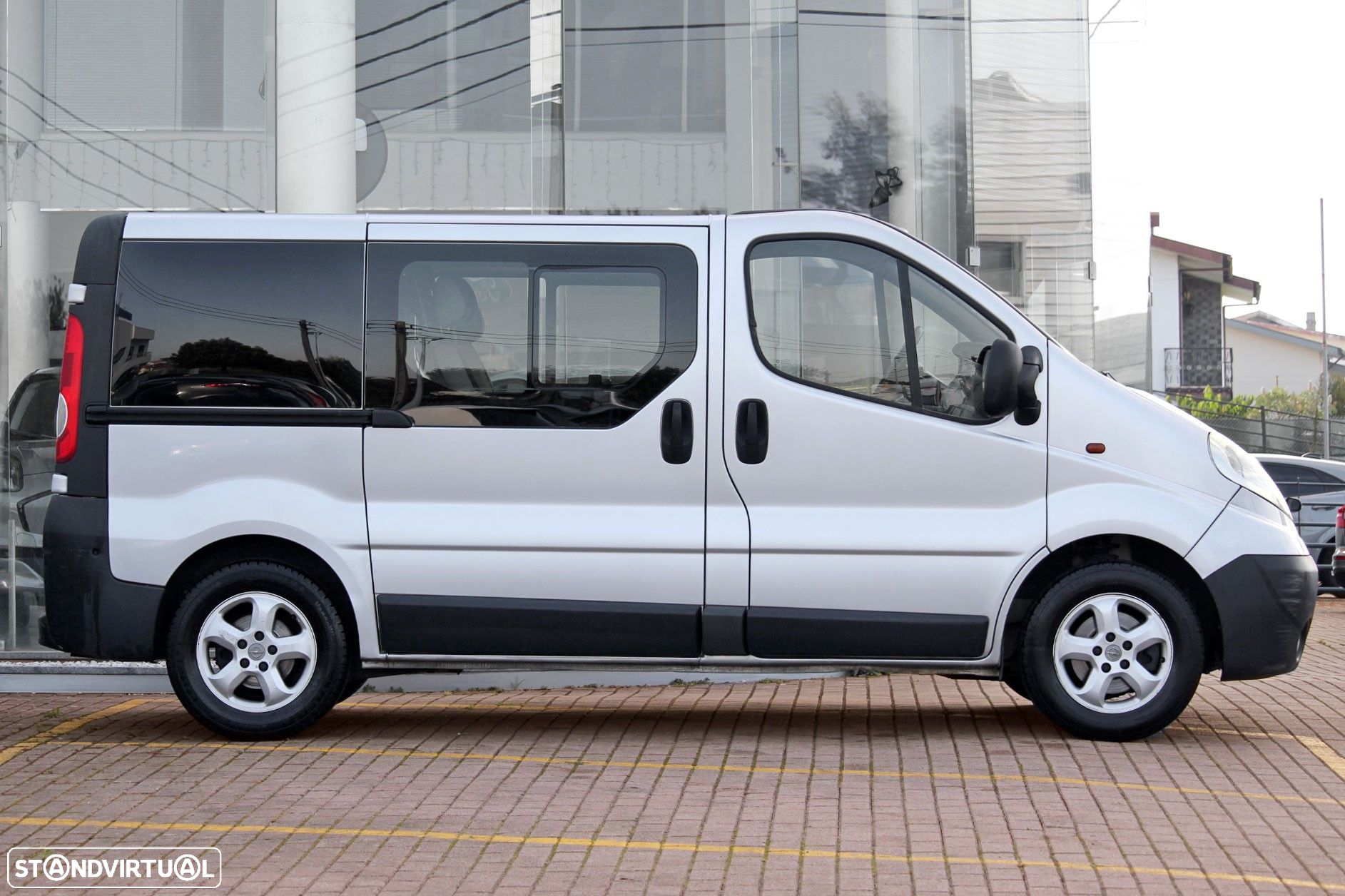 Opel Vivaro 2.0 CDTi L1H1 2.7T 6L - 4