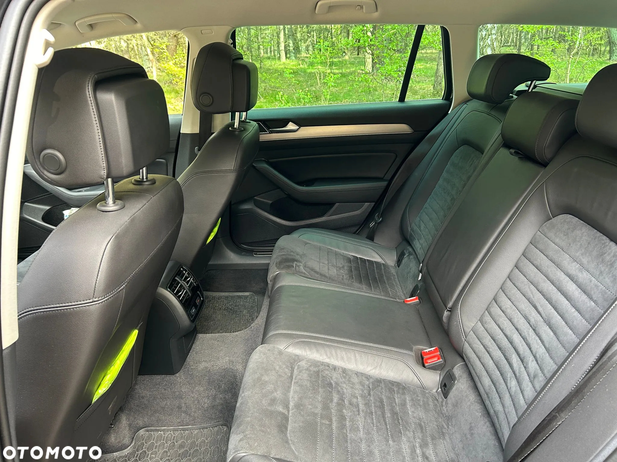 Volkswagen Passat 2.0 TDI BMT Highline - 20