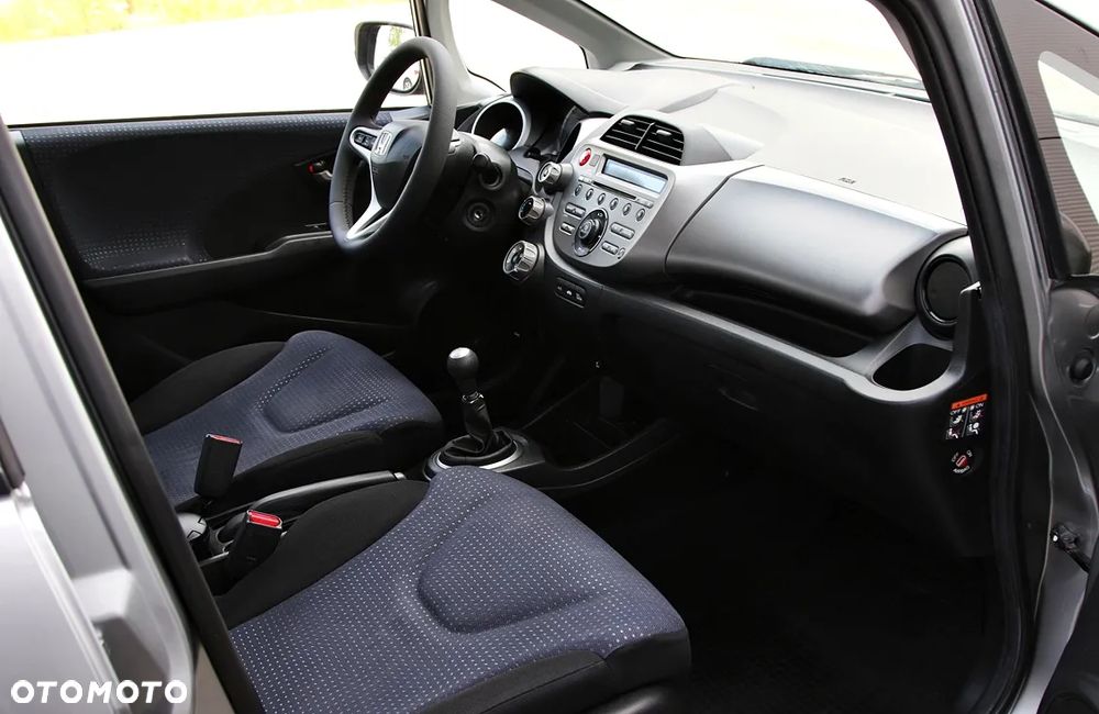 Honda Jazz 1.2 Base - 26