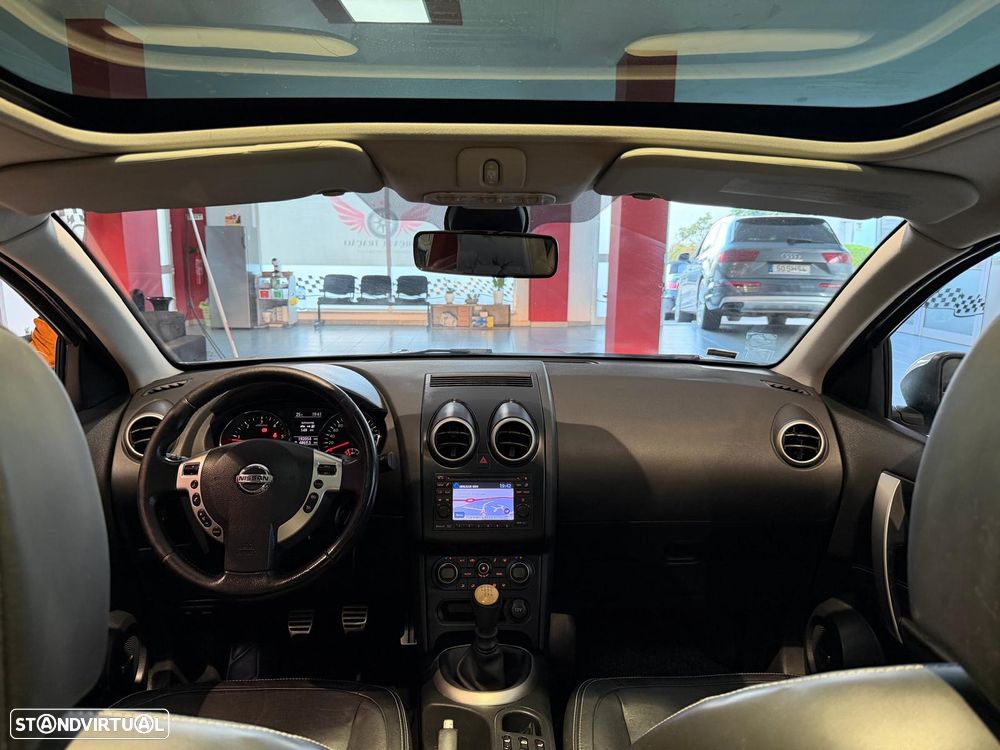 Nissan Qashqai +2 1.5 dCi Tekna Premium 18 - 8