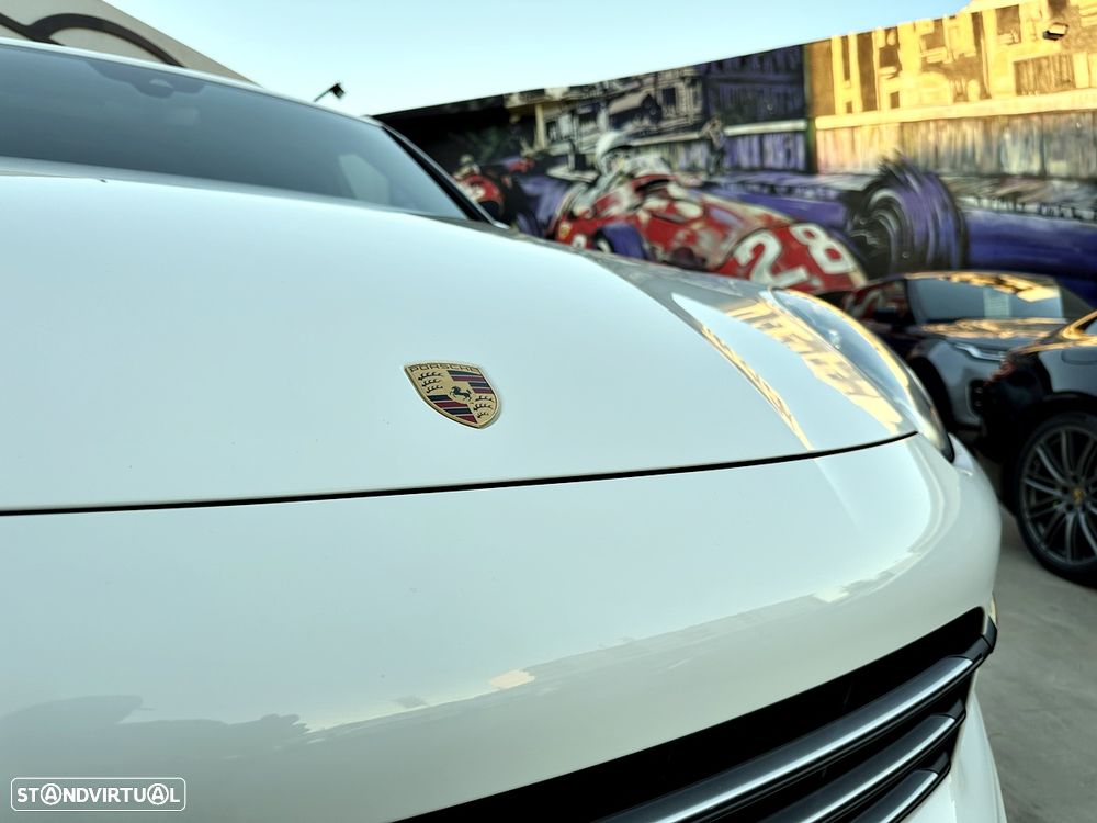 Porsche Cayenne E-Hybrid - 60