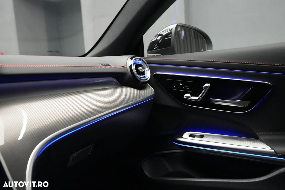 Mercedes-Benz CLE Mercedes-AMG 53 4MATIC+ AMG SPEEDSHIFT TCT 9G - 35