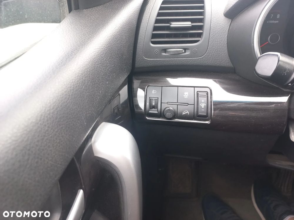 Kia Sorento 2.4 CVVT Attract - 15