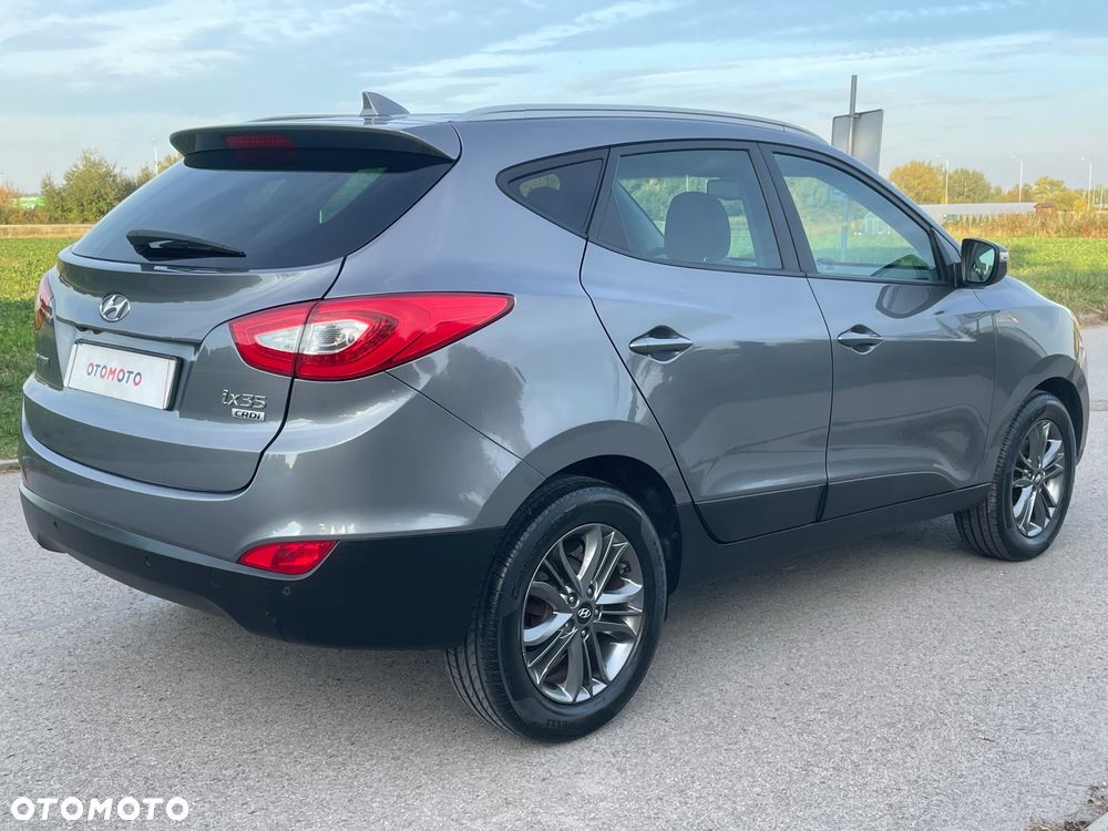 Hyundai ix35 1.7 CRDi 2WD blue Finale Gold - 28