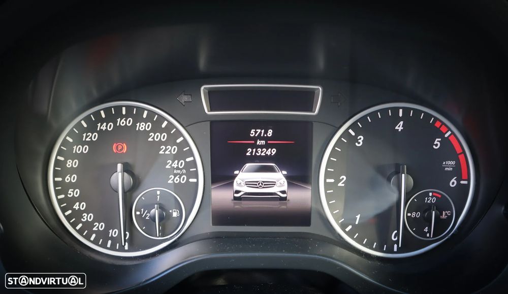 Mercedes-Benz A 180 CDI BlueEFFICIENCY - 20